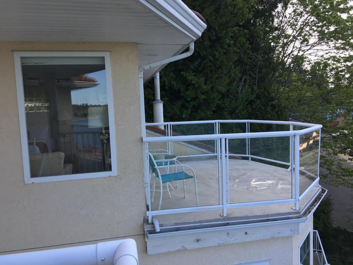 Casa Grande Inn Qualicum Beach Exterior photo