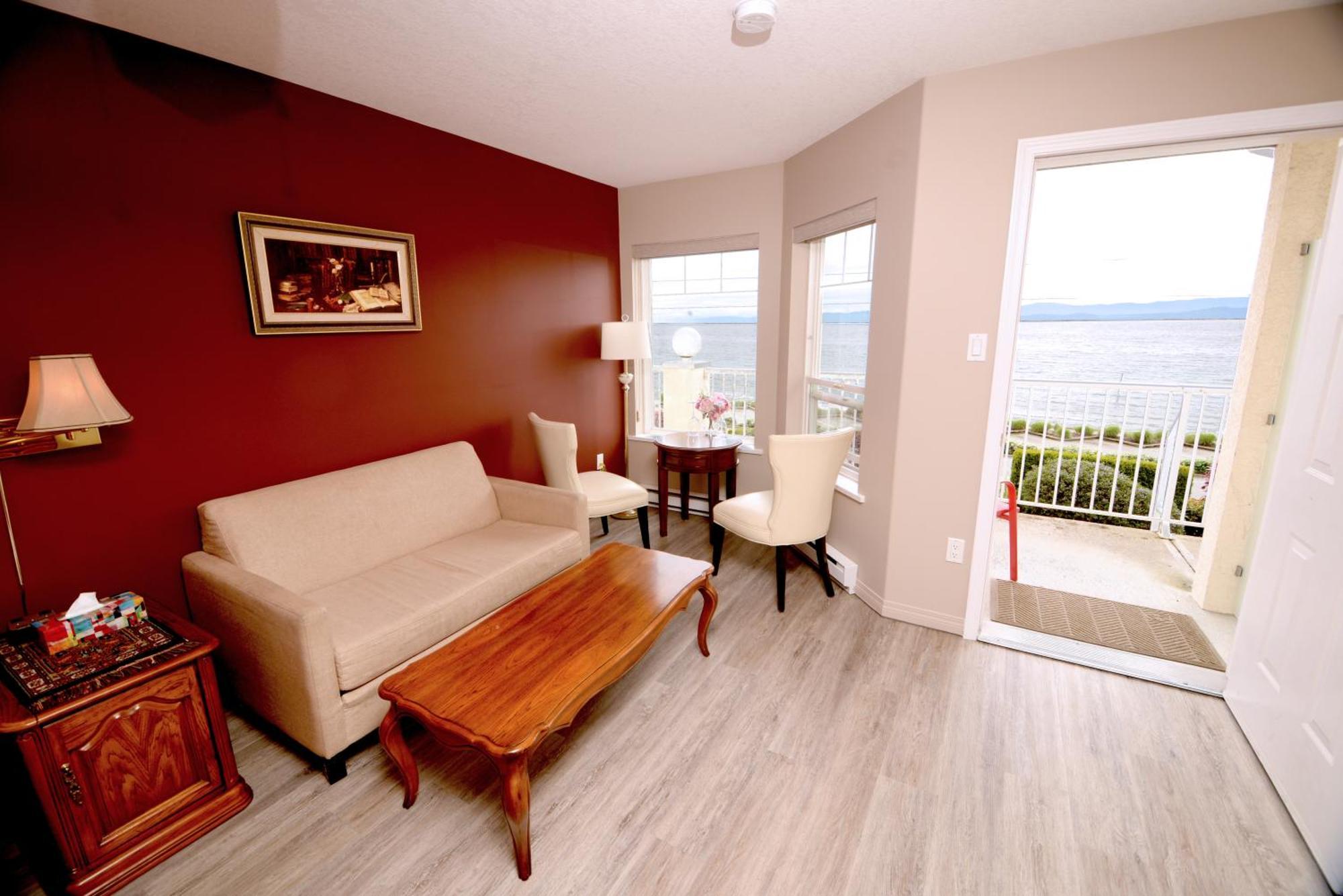Casa Grande Inn Qualicum Beach Exterior photo