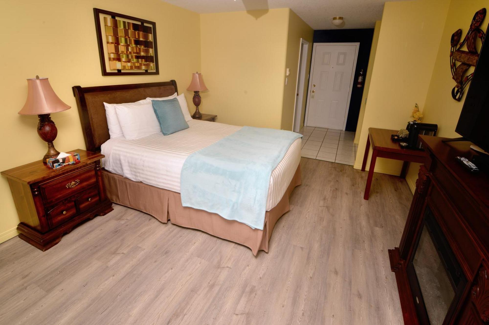 Casa Grande Inn Qualicum Beach Exterior photo