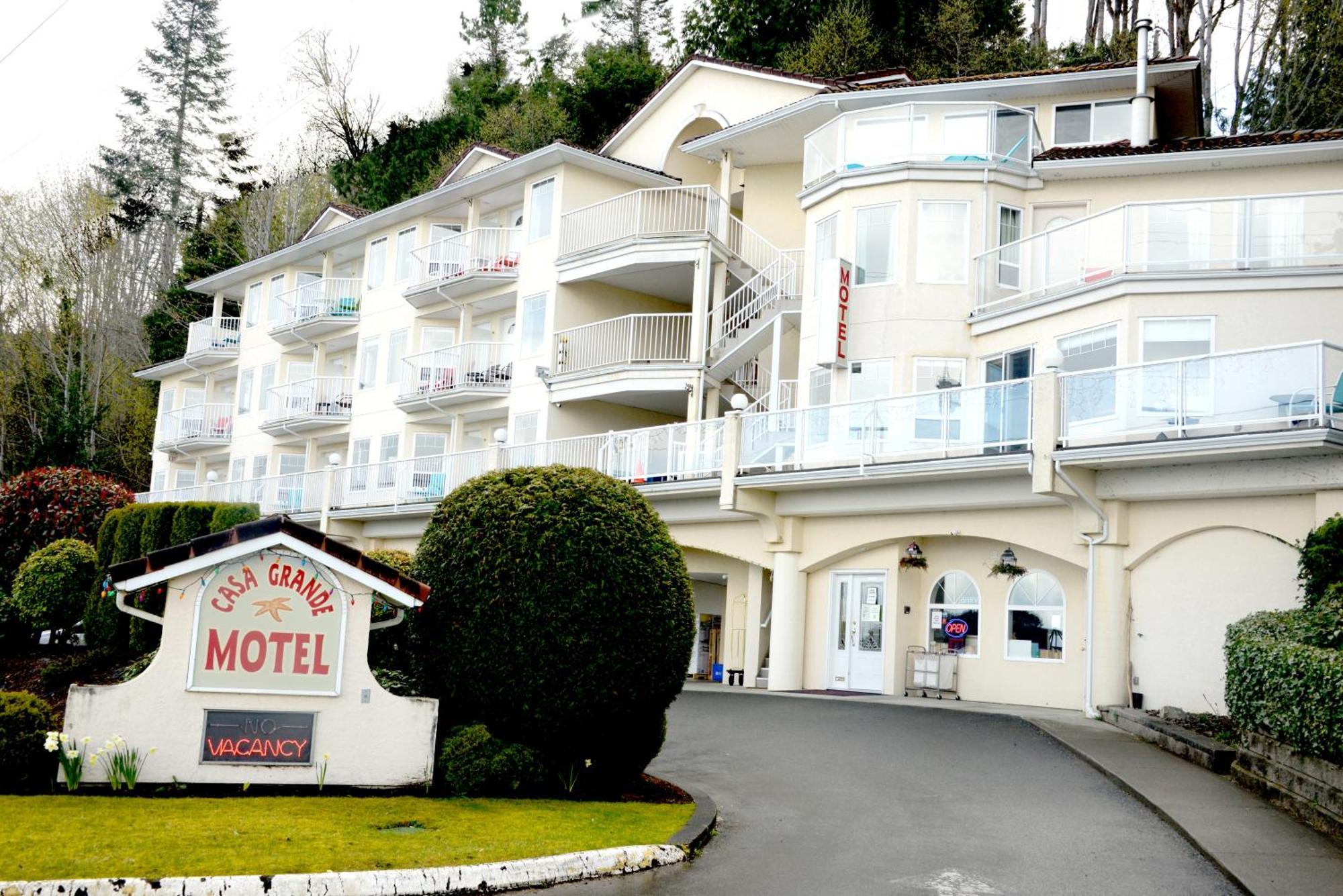 Casa Grande Inn Qualicum Beach Exterior photo